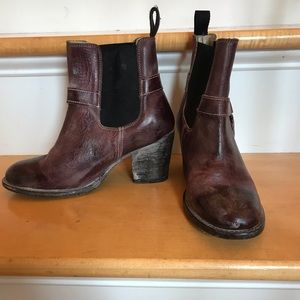 Women’s Bed Stu  boots. Size 7 brown
